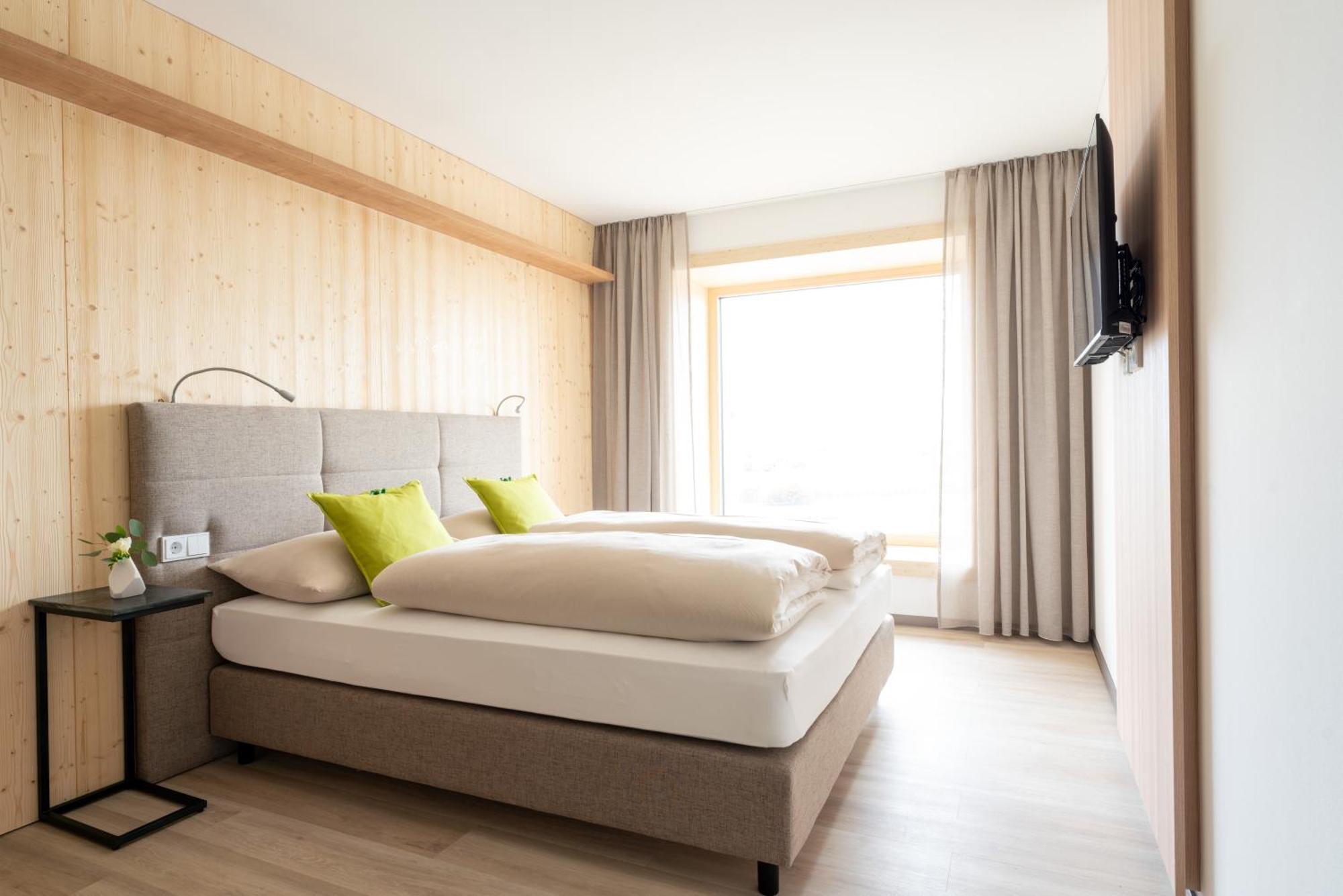 Eee Hotel Eberstalzell 外观 照片