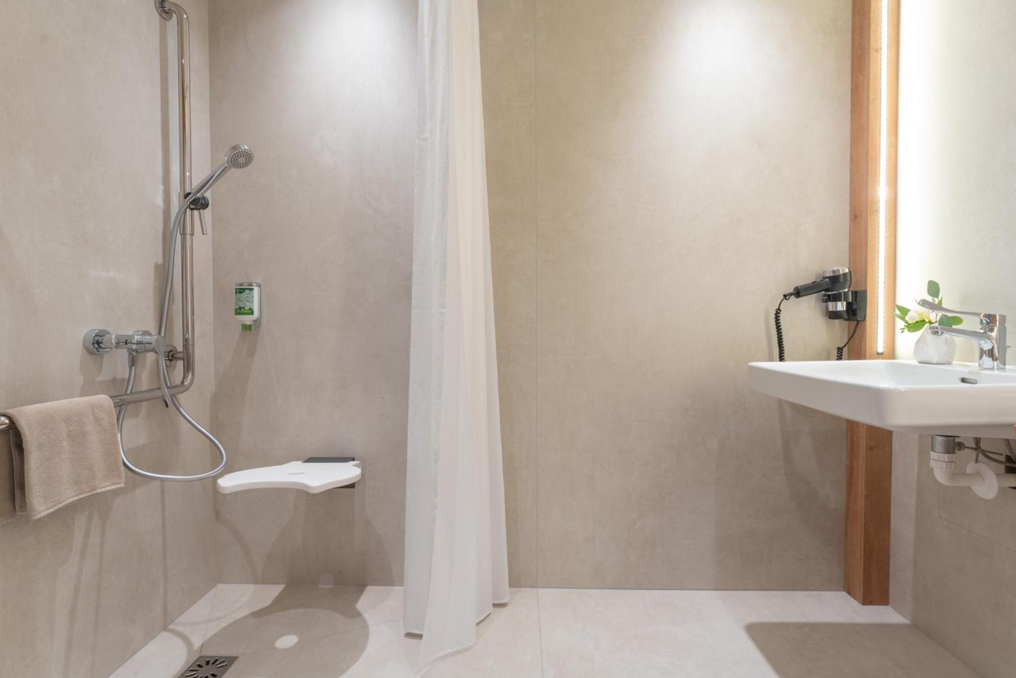 Eee Hotel Eberstalzell 外观 照片